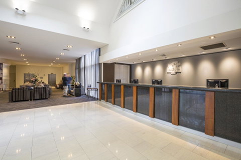Holiday Inn Sydney Potts Point - Accommodation VIC 1