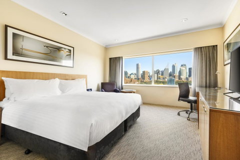 Holiday Inn Sydney Potts Point - Accommodation VIC 3