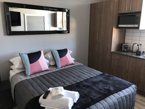 The Mark Studios - Accommodation VIC 18