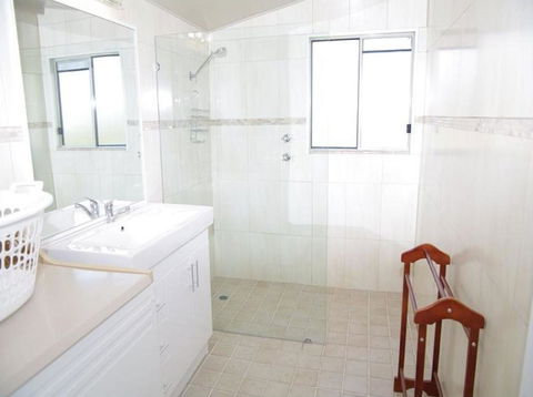 Jupiter, 3 Scott Street - Accommodation VIC 5