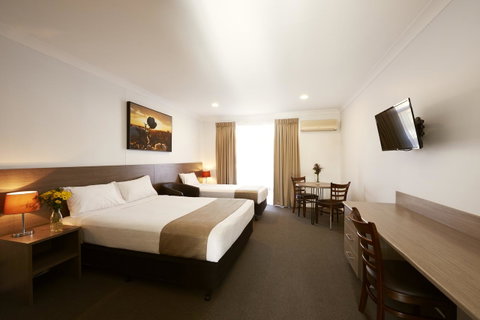 Adelong Motel - Accommodation VIC 0