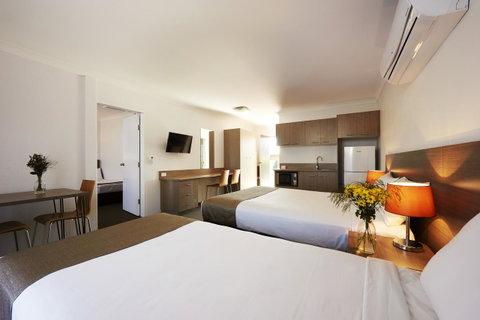 Adelong Motel - Accommodation VIC 3