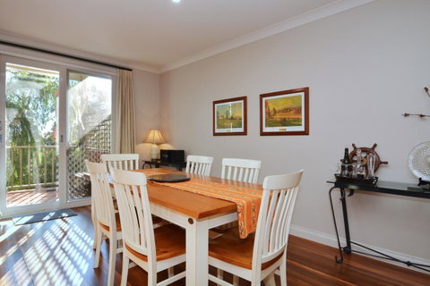 Villa 3br Chianti Villa Located Within Cypress Lakes Resort - Accommodation VIC 3
