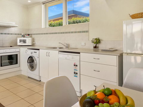 Seashells Apartments Merimbula - Accommodation VIC 8