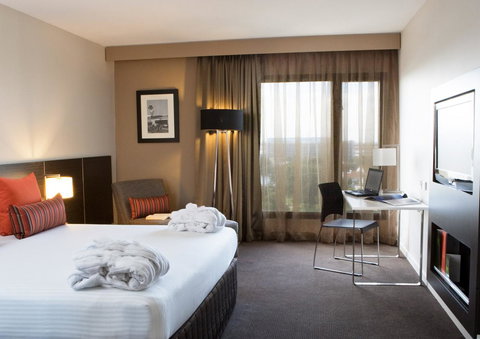 Novotel Sydney International Airport - Accommodation VIC 12