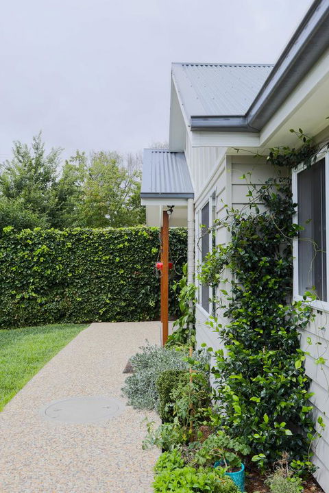 Armidale Cottage - House 2 - Accommodation VIC 3