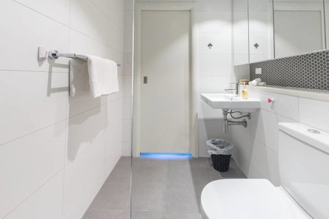 Two Bedders Apartment With Stunning Water View - Accommodation VIC 12
