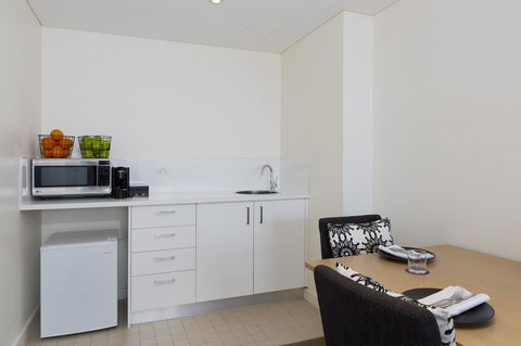 Sage Hotel Wollongong - Accommodation VIC 43