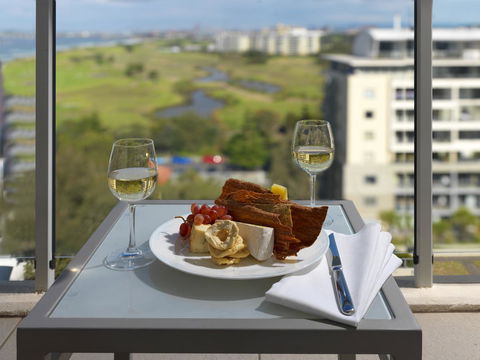 Sage Hotel Wollongong - Accommodation VIC 8