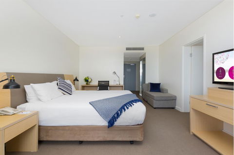 Sage Hotel Wollongong - Accommodation VIC 40