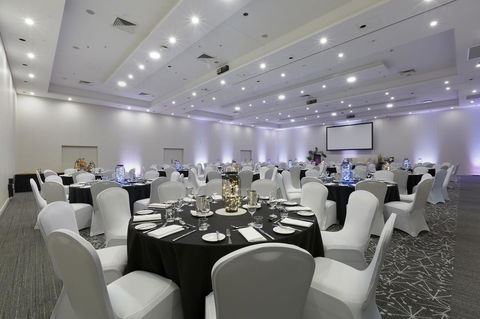 Sage Hotel Wollongong - Accommodation VIC 26