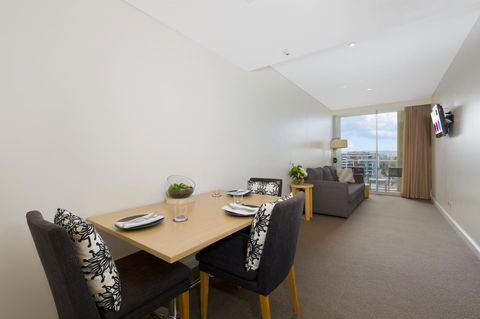 Sage Hotel Wollongong - Accommodation VIC 42