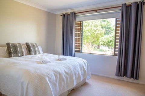 Belmont - Accommodation VIC 2