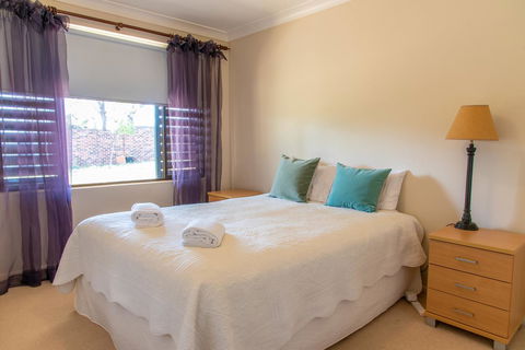 Belmont - Accommodation VIC 8