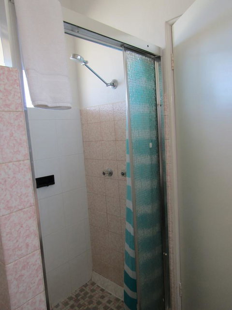 Allonville Gardens Motel - Accommodation VIC 27