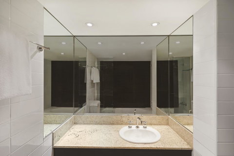 Adina Apartment Hotel Sydney Surry Hills - Accommodation VIC 9