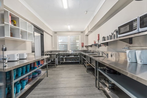 Ady's Place Backpackers, Sydney - Accommodation VIC 9