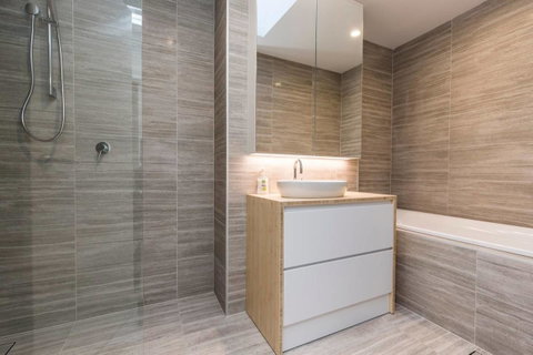 Nobbs Â· Executive 2 Storey Sydney Apartment With Pool - Accommodation VIC 10