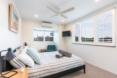 Nobbs Â· Executive 2 Storey Sydney Apartment With Pool - Accommodation VIC 6