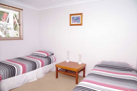 Coastwatch, 26 Comara Terrace - Accommodation VIC 7