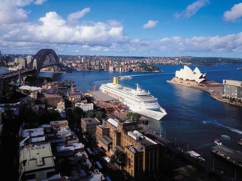 Four Seasons Hotel Sydney - Accommodation VIC 37