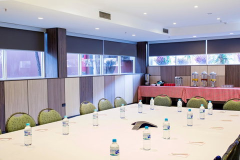Metro Aspire Hotel Sydney - Accommodation VIC 11