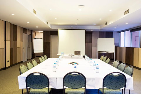 Metro Aspire Hotel Sydney - Accommodation VIC 12