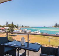 Shoreline 7 with 180 degree water views - Accommodation VIC