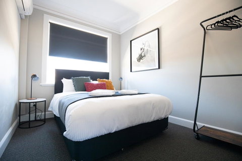Horse And Jockey Hotel Homebush - Accommodation VIC 5