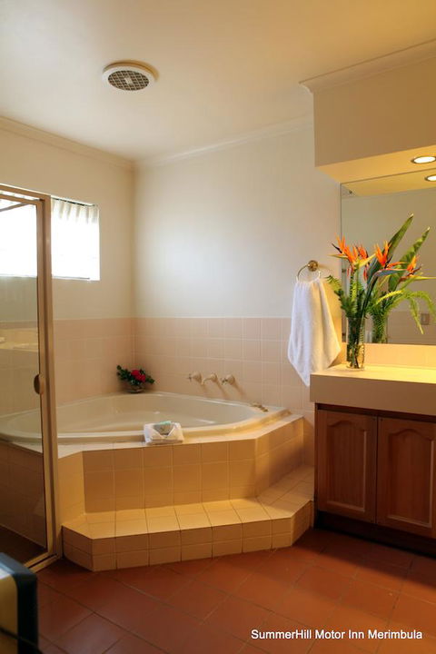 Summerhill Motor Inn - Accommodation VIC 19