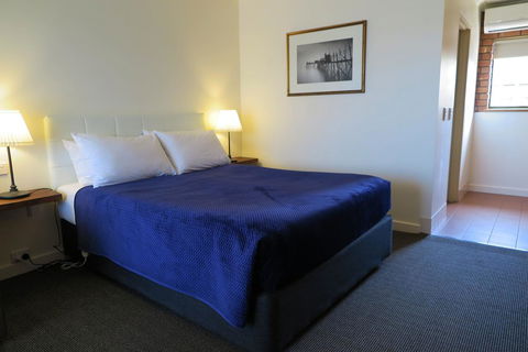 Summerhill Motor Inn - Accommodation VIC 6