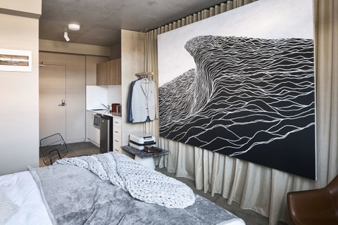 The Collectionist Newtown - Accommodation VIC 11