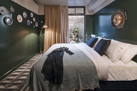 The Collectionist Newtown - Accommodation VIC 30