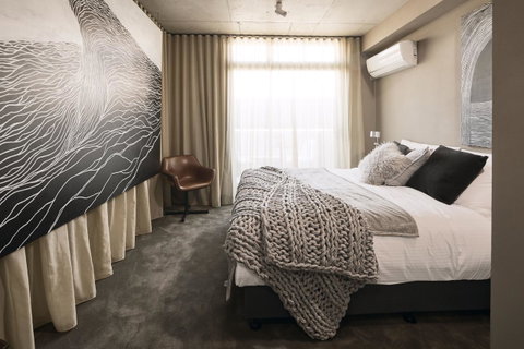 The Collectionist Newtown - Accommodation VIC 14