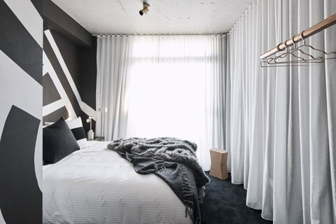 The Collectionist Newtown - Accommodation VIC 43