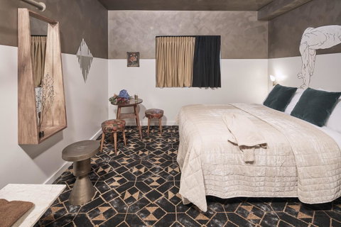 The Collectionist Newtown - Accommodation VIC 44