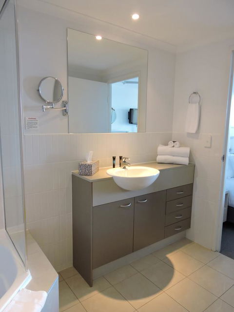 BASE Holidays - Ettalong Beach Premium Apartments - Accommodation VIC 20