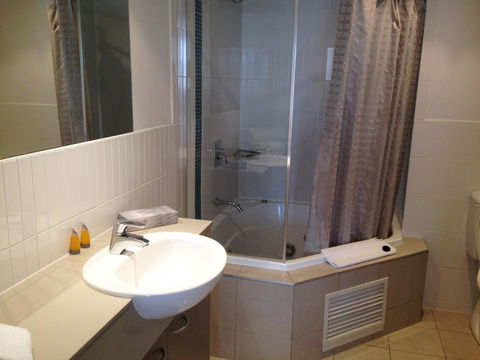 BASE Holidays - Ettalong Beach Premium Apartments - Accommodation VIC 39