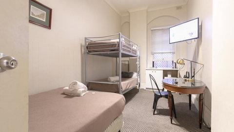 Woolbrokers Hotel - Accommodation VIC 4