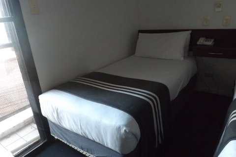 Hotel Hacienda - Accommodation VIC 16