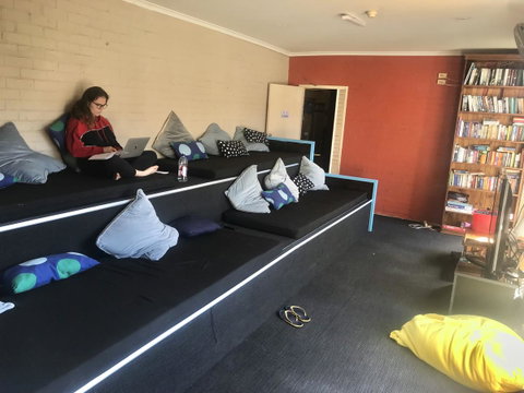 Newtown Backpackers - Accommodation VIC 4