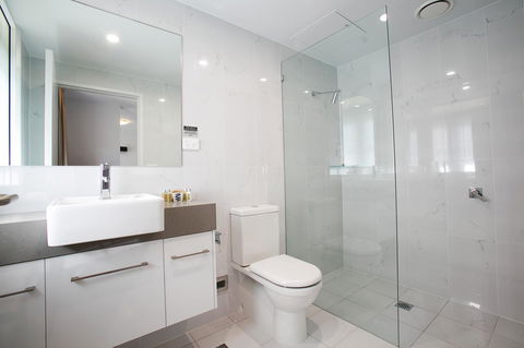 The Lucky Hotel - Accommodation VIC 30