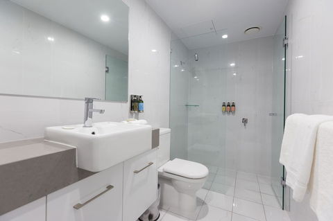 The Lucky Hotel - Accommodation VIC 5
