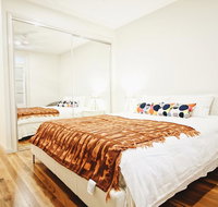Cozy 5 Bed House in Sydney - Accommodation VIC