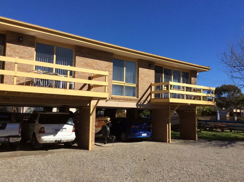 Como Lodge - Accommodation VIC 7