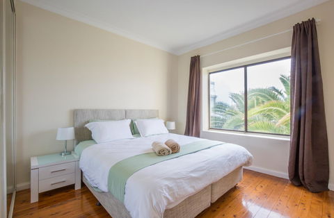Ultimate Bondi Escape #2 - A Bondi Beach Holiday Home - Accommodation VIC 8
