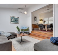 Spacious cottage with views 10 mins from the city - Accommodation VIC