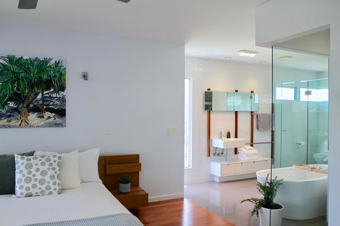 Casuarina Beachfront House - Hostie Properties - Accommodation VIC 8