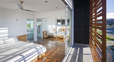 Casuarina Beachfront House - Hostie Properties - Accommodation VIC 16