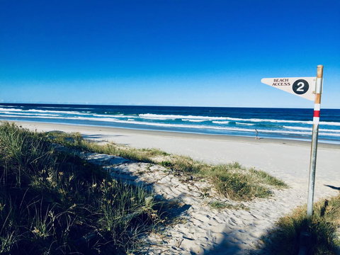 Casuarina Beachfront House - Hostie Properties - Accommodation VIC 11